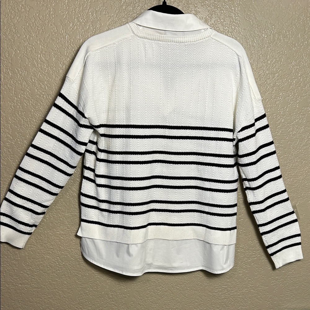 Adrianna Papell Off White Textured V-Neck Sweater - Picture 6 of 12